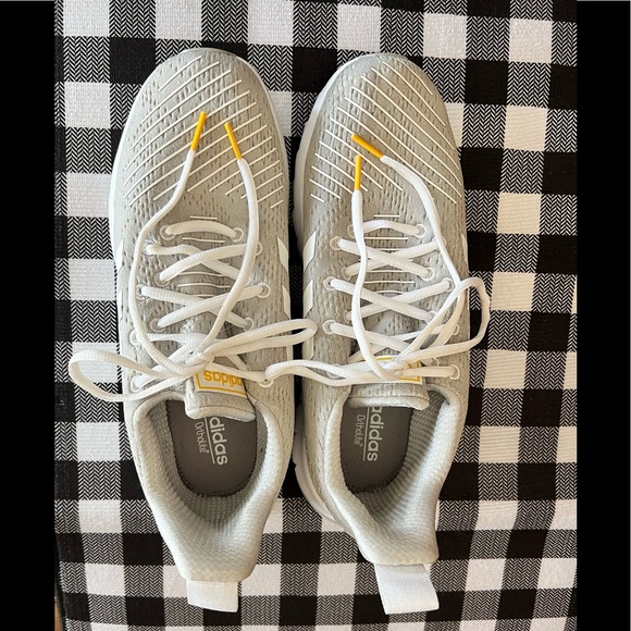 Adidas Ortholite Athletic Running Shoes White /Gray Mens Size 8.5 HWA1Y3001